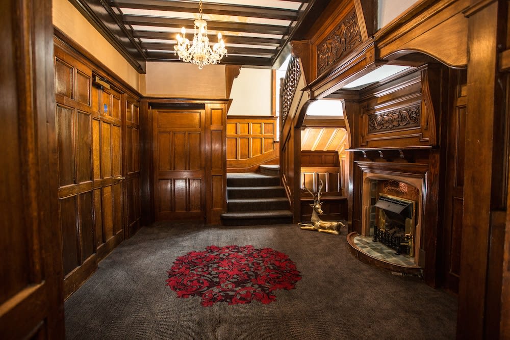Mere Court Hotel 2