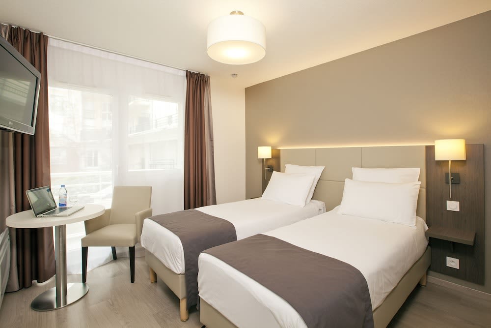 Séjours & Affaires Courbevoie Grande Arche 5