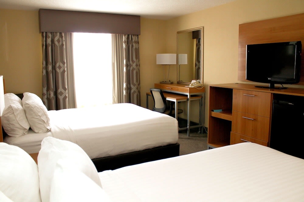 Holiday Inn Express & Suites Sherwood Park-Edmonton Area by IHG 3