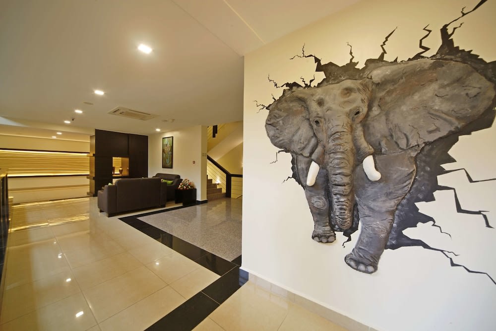 Best Western Premier Garden Hotel Entebbe 1
