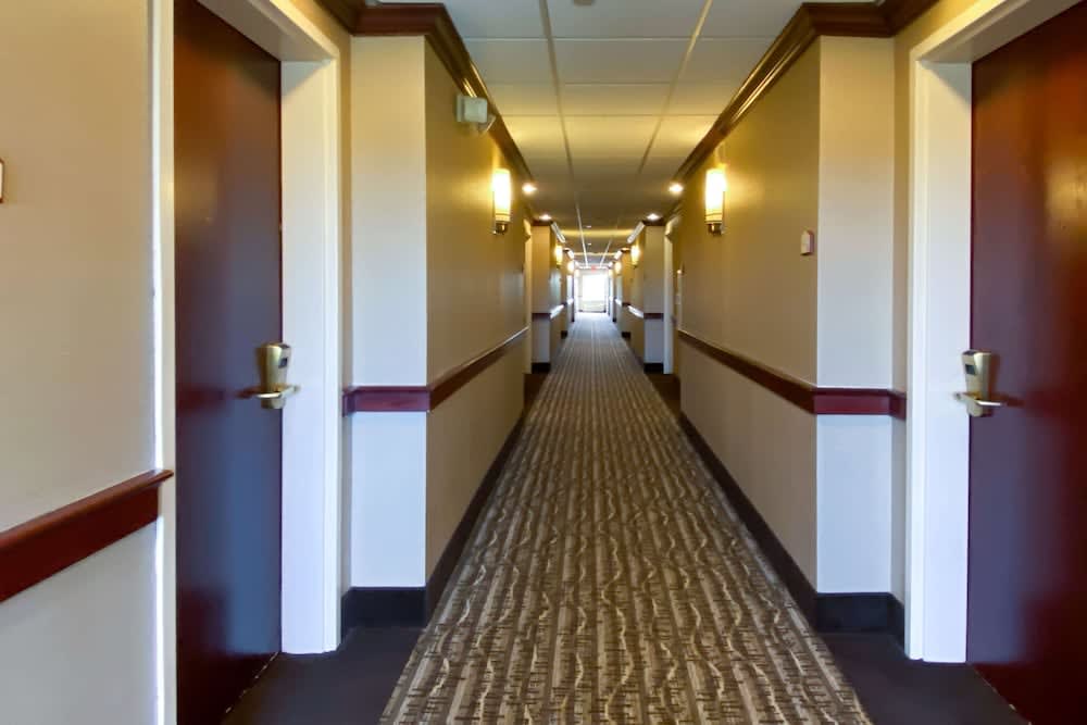 Comfort Inn East Windsor - Springfield 2