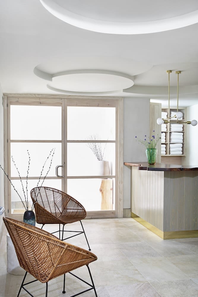 Artesa Suites & Spa 2