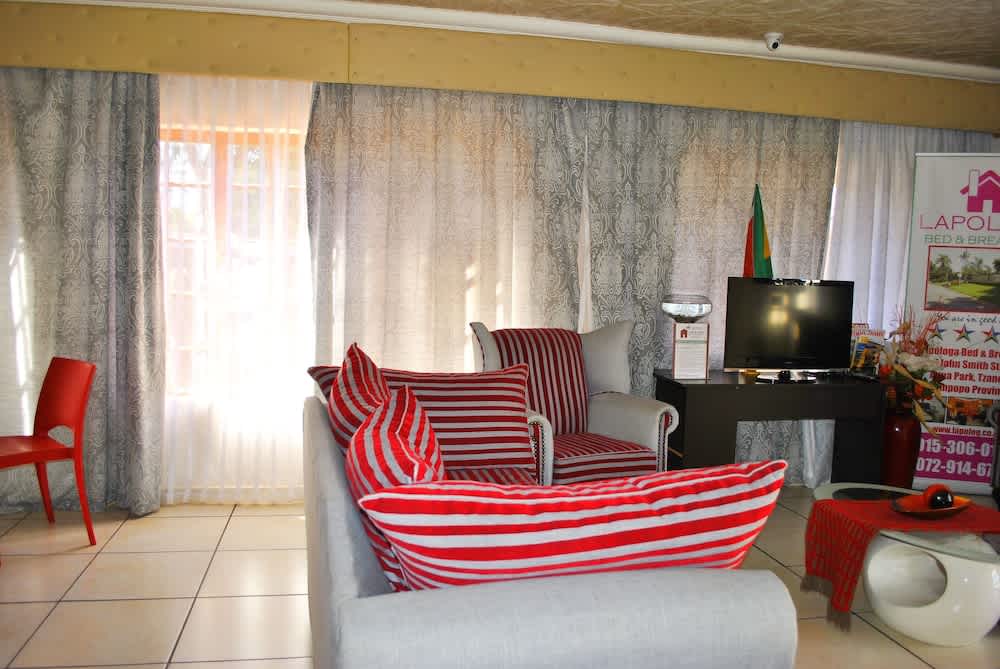 Lapologa Bed & Breakfast 2
