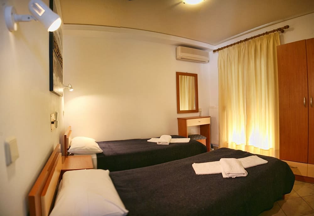 Gera Bay Studios and Apartments 2