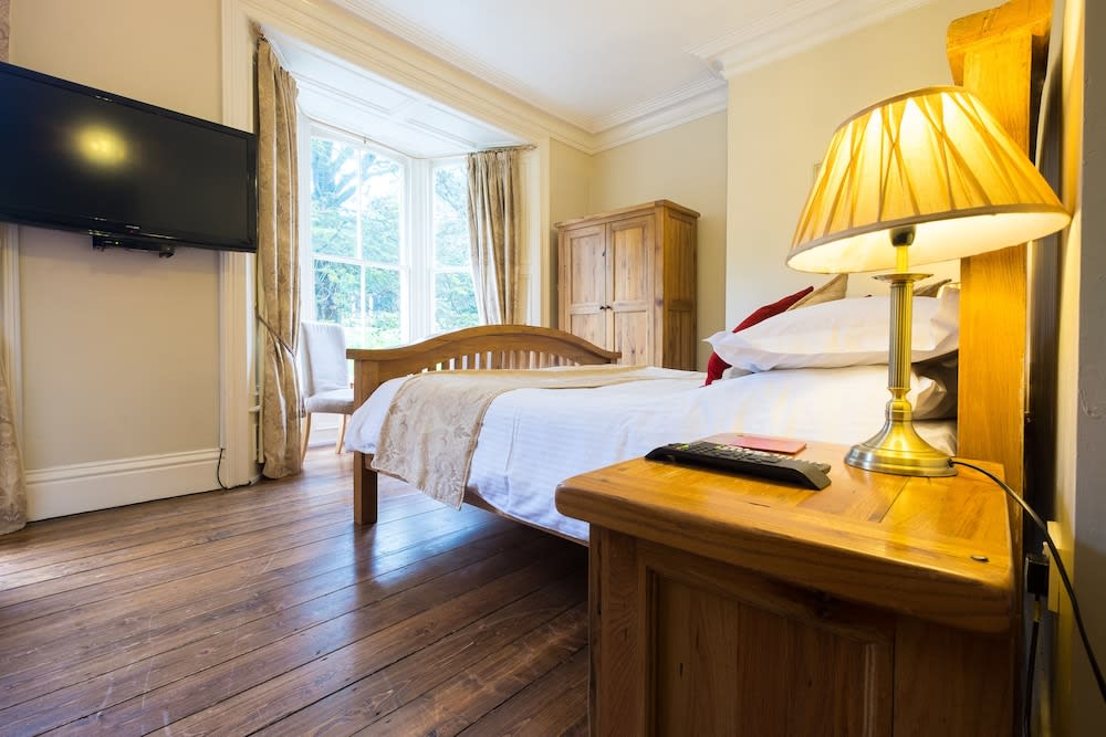 Broomfield House 1