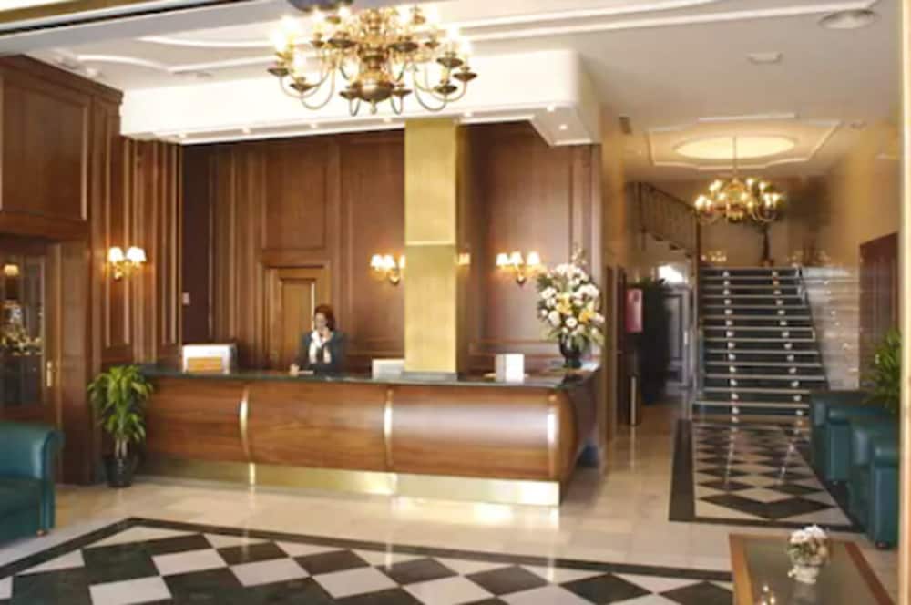 Hotel Lozano 2