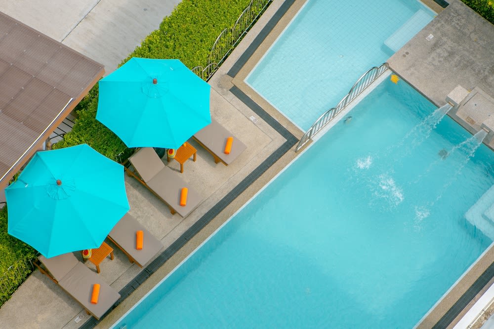 Recenta Suite Phuket Suanluang 1