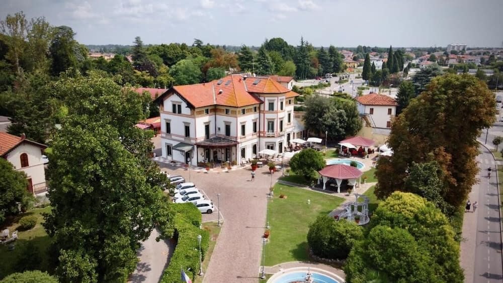 Hotel Villa Stucky 1