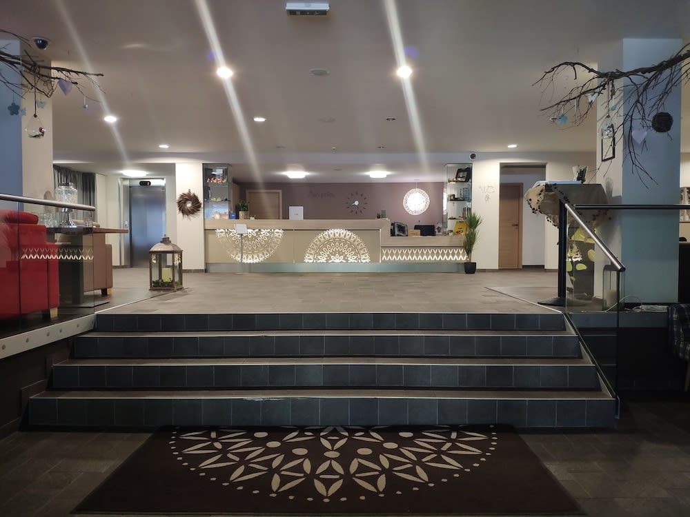 SALAMANDRA Hotel 2