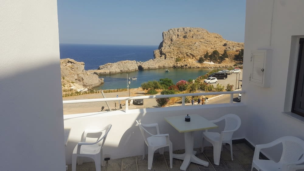 St. Paul's Bay View Suites 2