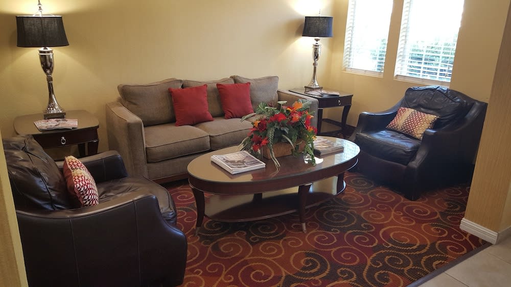 Microtel Inn & Suites by Wyndham Corpus Christi/Aransas Pass 2