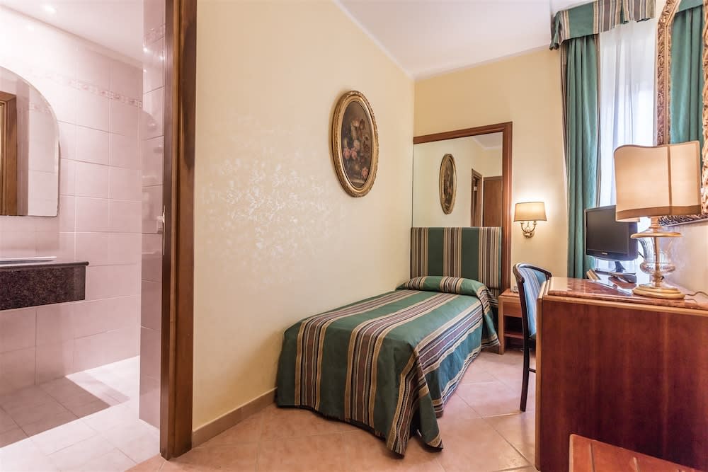 Raeli Hotel Lazio 4