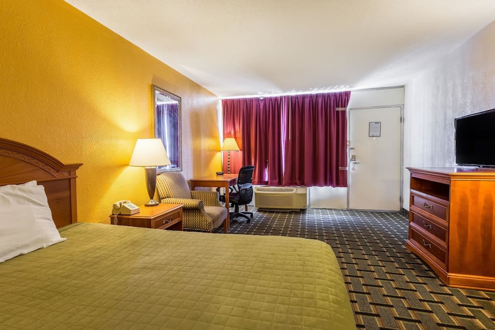 Rodeway Inn Denmark - Jackson 5