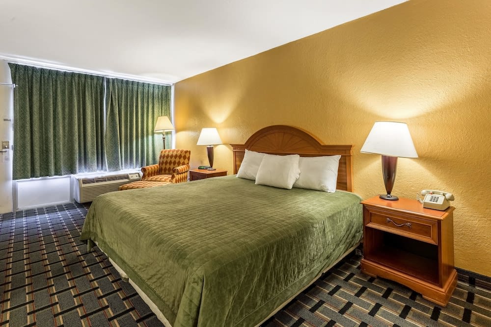 Rodeway Inn Denmark - Jackson 3