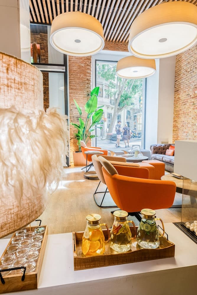 Hotel Well and Come Barcelona 2