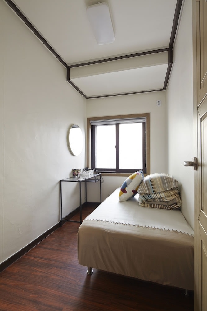 Jiwoljang Guesthouse 2