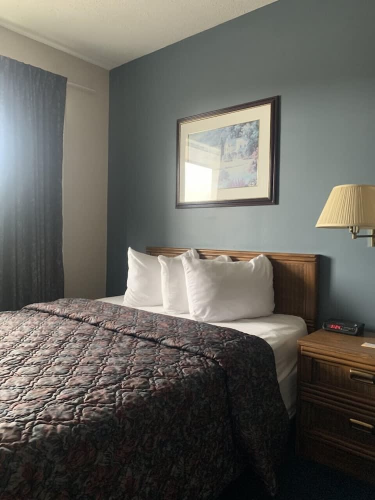 Bancroft Inn & Suites 1