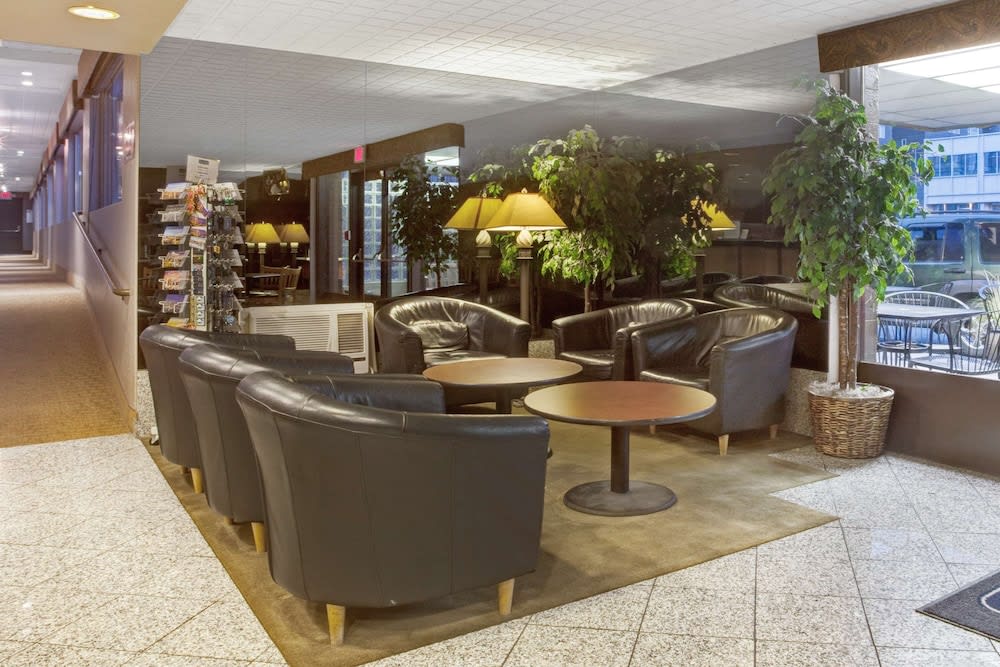 Travelodge by Wyndham Seattle By The Space Needle 2