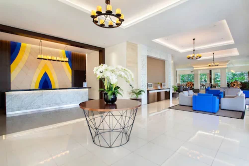 Days Hotel & Suites by Wyndham Jakarta Airport 2