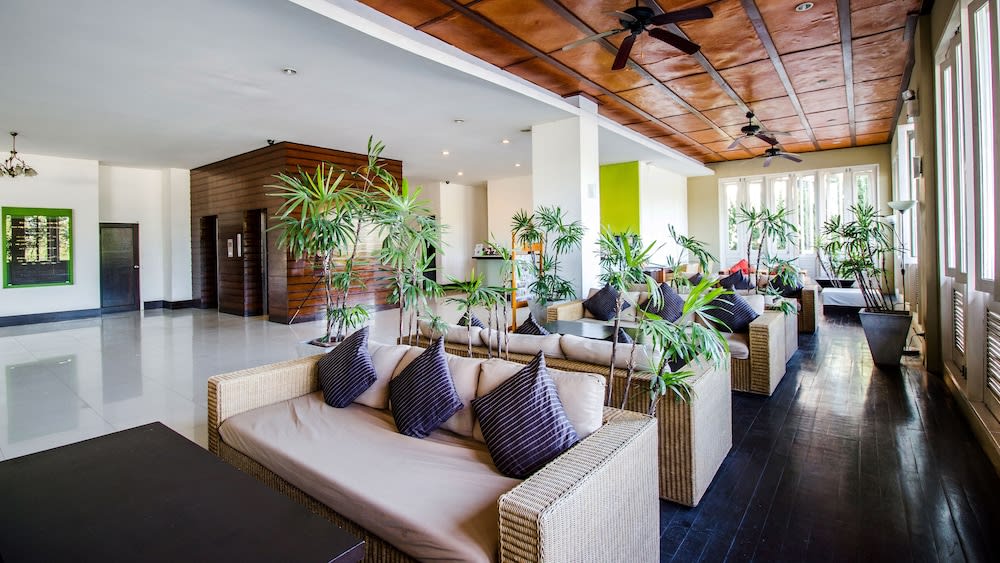 B2 Premier Hotel & Resort 4