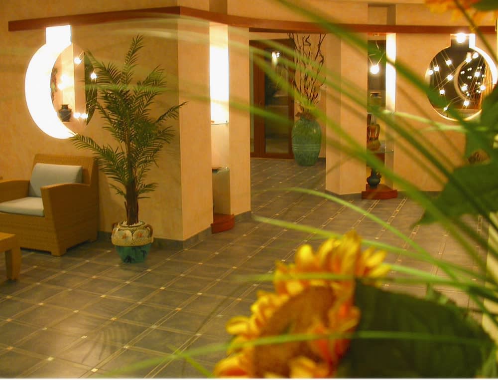 Tonicello Hotel Resort & SPA 2