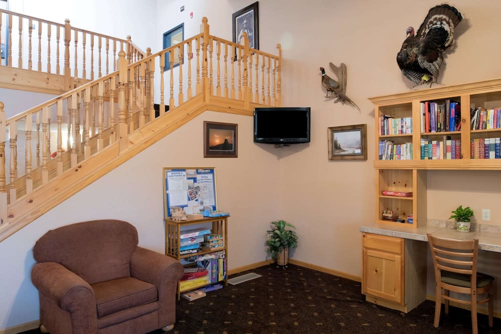 AmericInn by Wyndham Belle Fourche 3