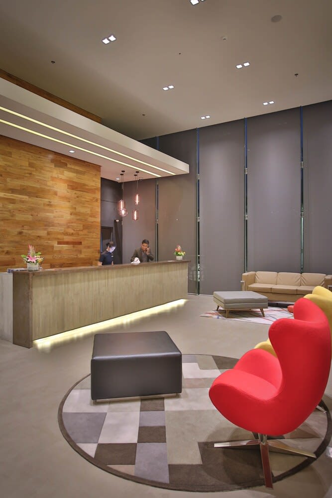 The B Hotel Quezon City 2