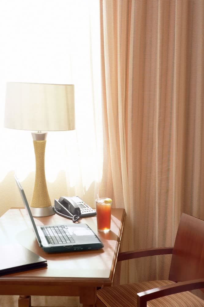 Country Inn & Suites by Radisson, Grinnell, IA 2