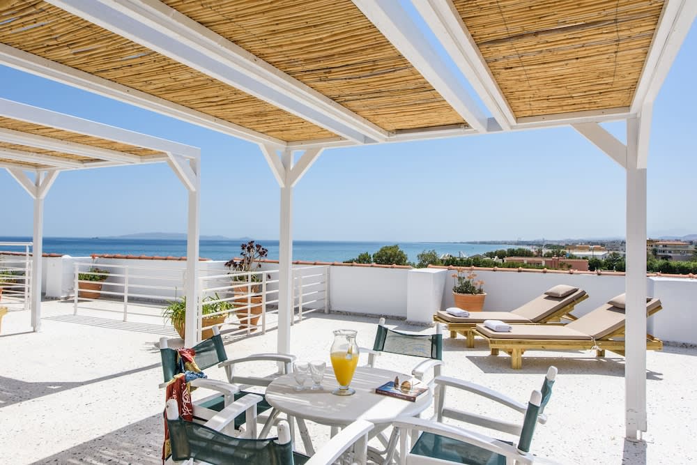 Aptera Beach 1