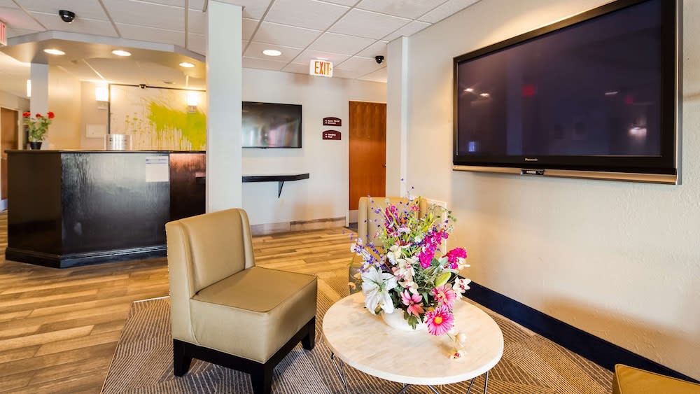Best Western Nittany Inn Milroy 2