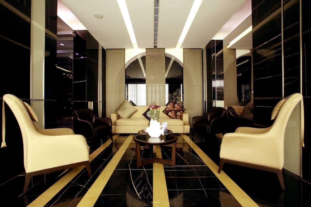 Lancaster Raouche Hotel 2