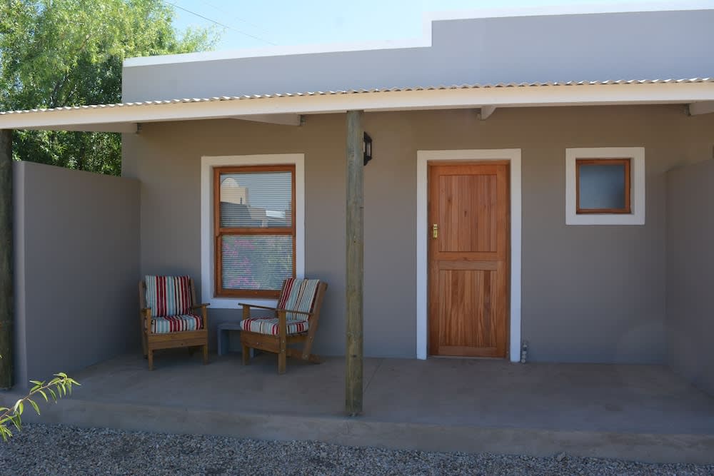 Travellers Rest 2