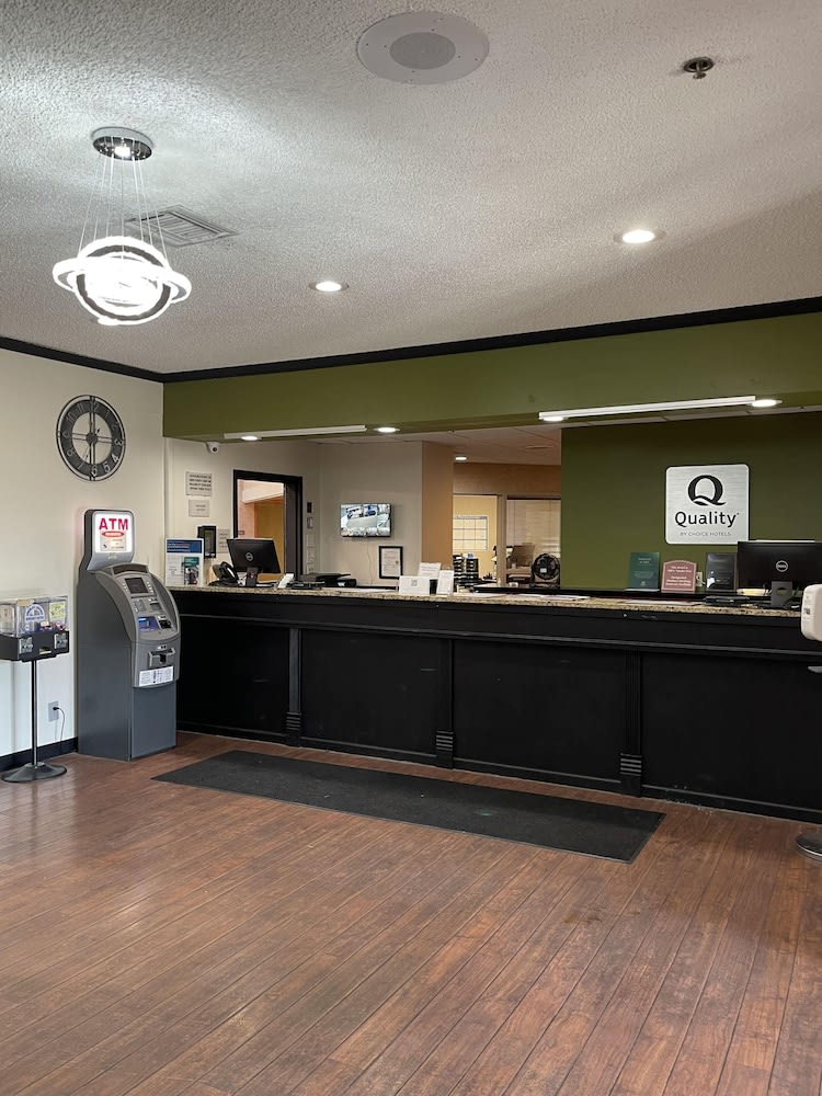 Quality Inn Frontier at US Hwy 30 1