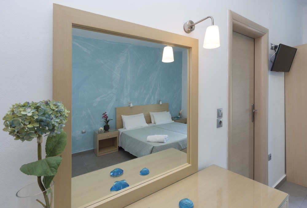 Blue Harmony Hotel 3