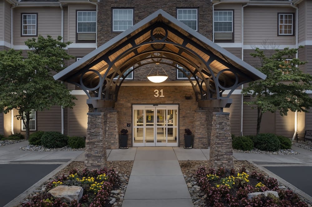Staybridge Suites GREENVILLE I-85 WOODRUFF ROAD by IHG 1