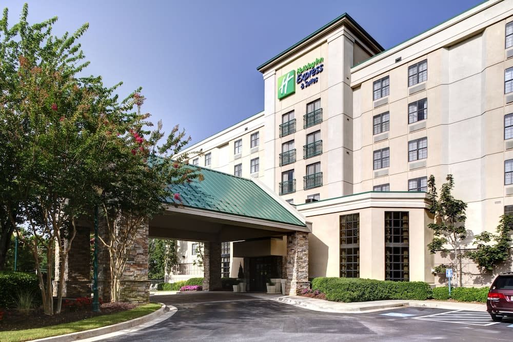 Holiday Inn Express & Suites ATLANTA BUCKHEAD by IHG 1