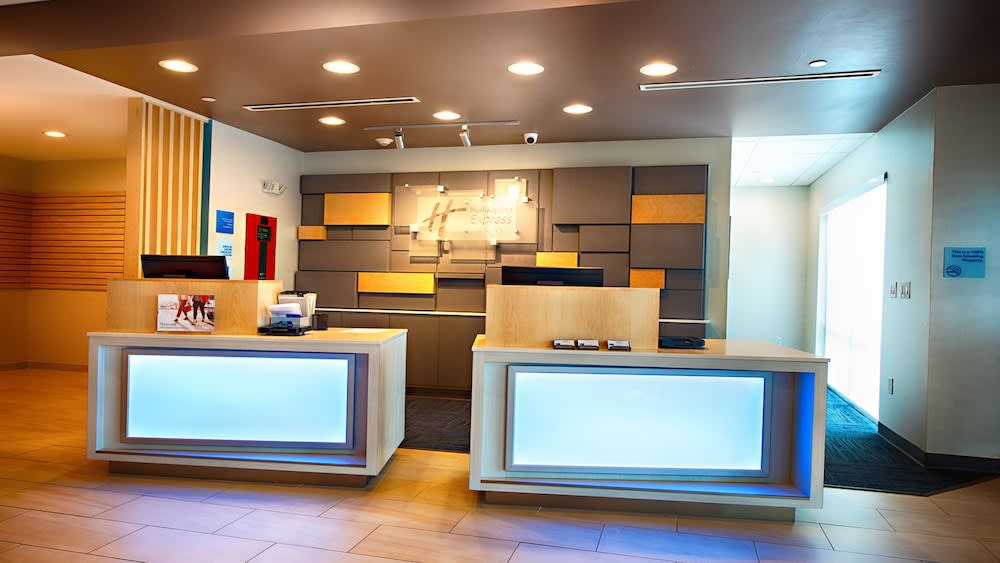 Holiday Inn Express & Suites HOUSTON SW - GALLERIA AREA by IHG 2