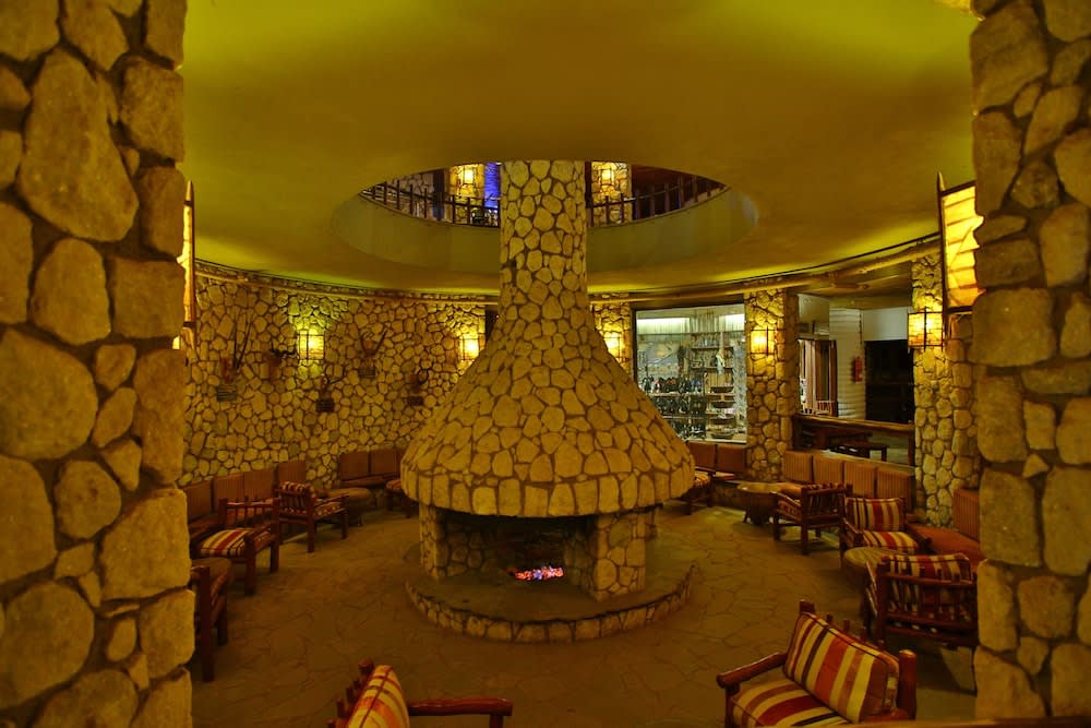 Salt Lick Safari Lodge 2