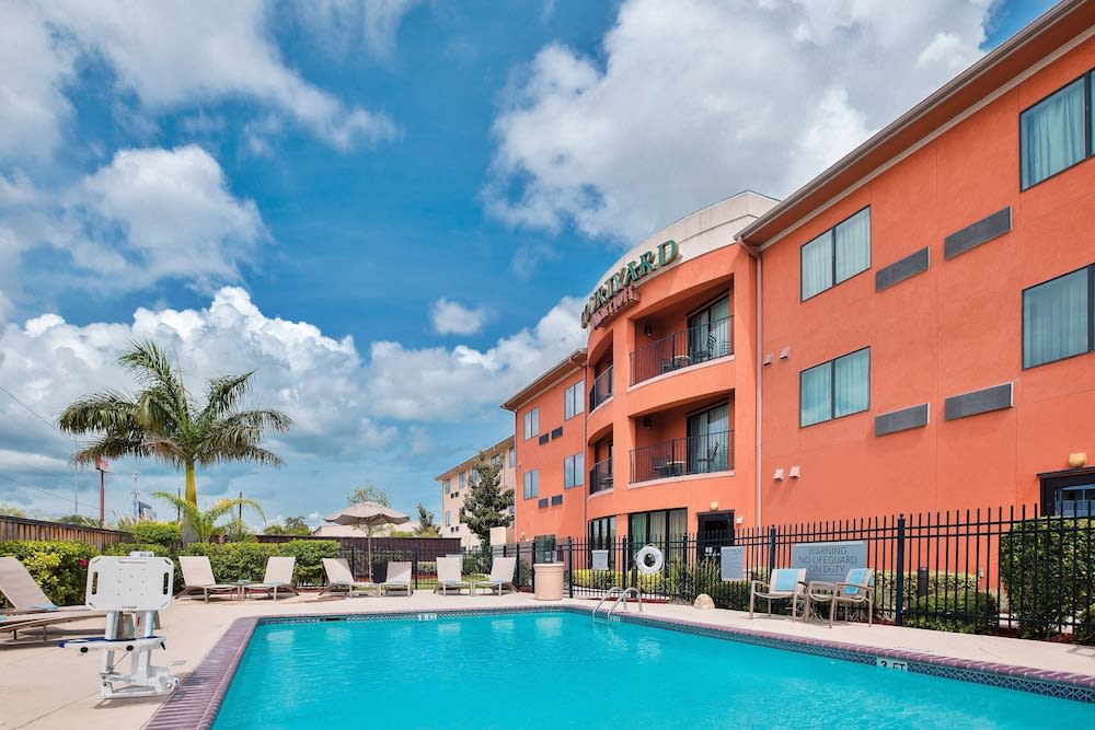 Courtyard by Marriott Corpus Christi 1