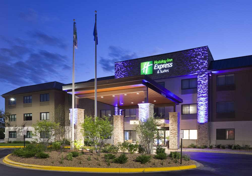 Holiday Inn Express & Suites MINNEAPOLIS – WEST END by IHG 1
