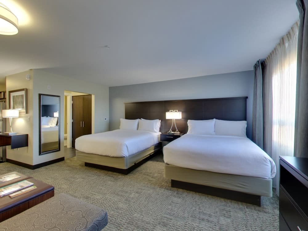 Staybridge Suites MADISON - FITCHBURG by IHG 5