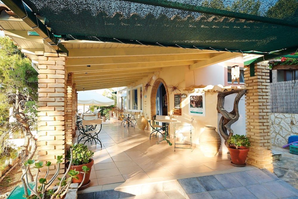 Villas Cavo Marathia 1