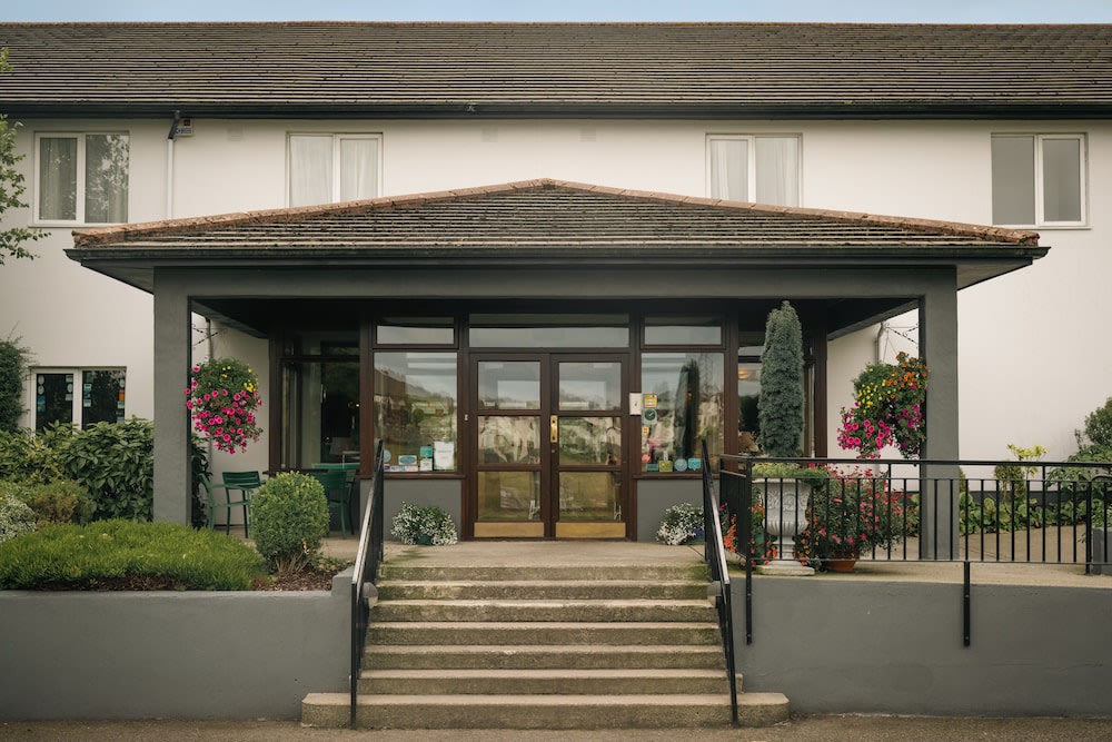 Downhill Inn 1