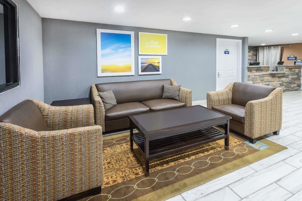 Days Inn by Wyndham Newberry South Carolina 2