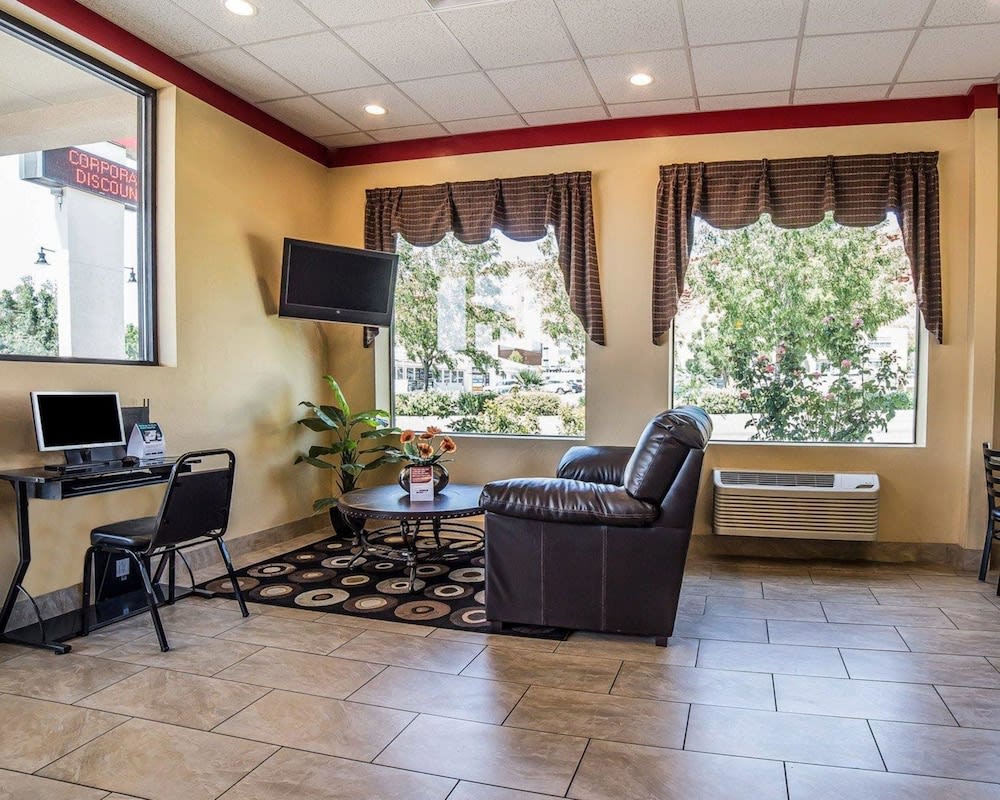 Econo Lodge St George North - Near Pioneer Park 2