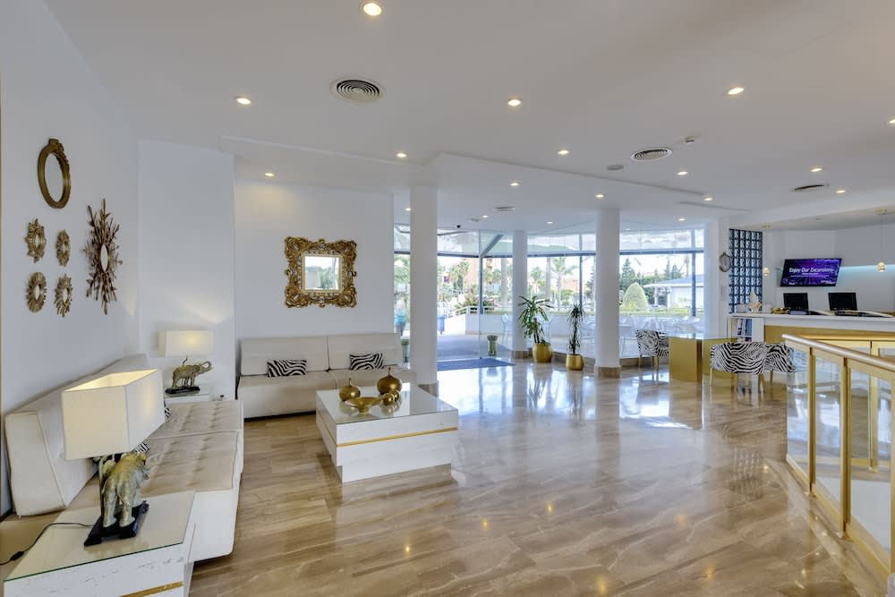 Cala Millor Garden Hotel - Adults Only 2