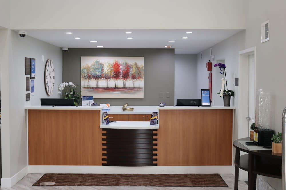 Comfort Inn Antioch - Century Plaza 3