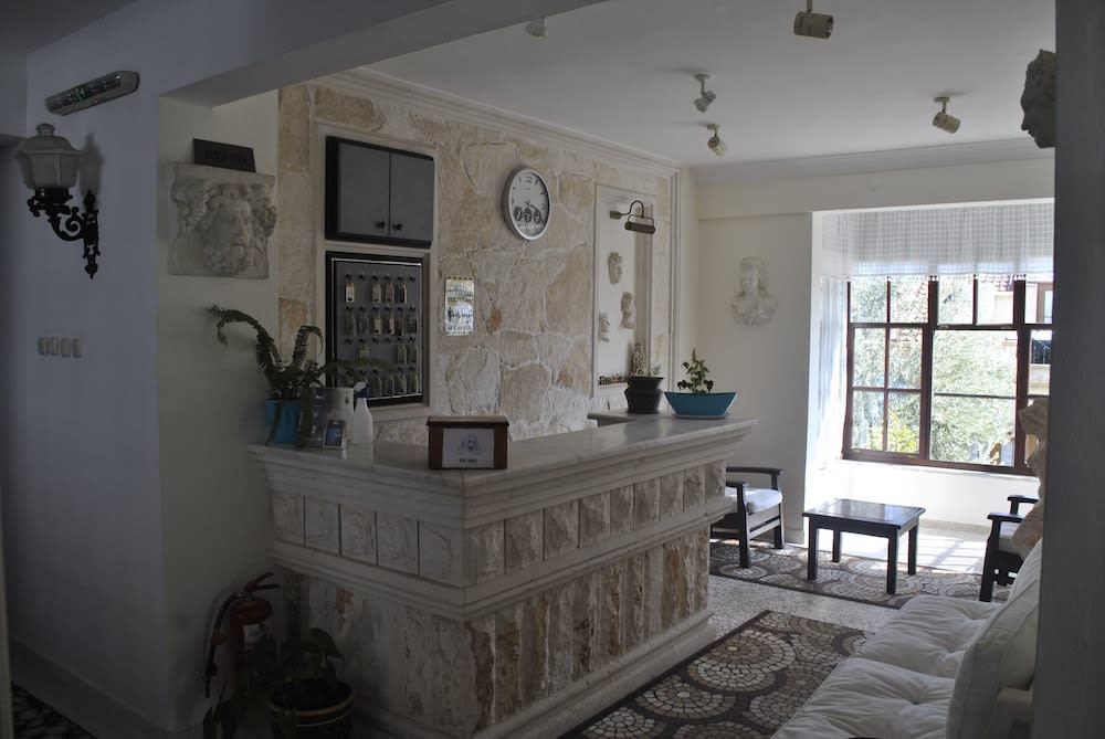 Hotel Dionysia 2
