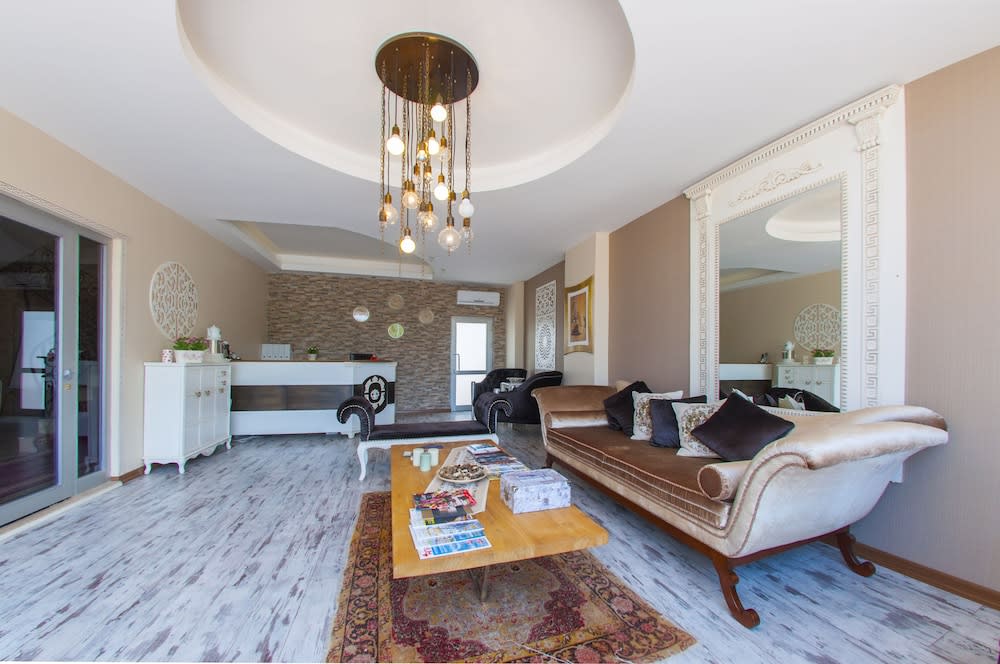 Room Room Boutique Hotel 2