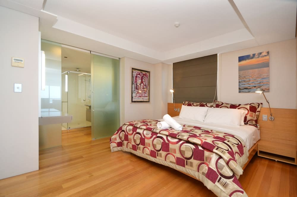 Moroccan Resort - HR Surfers Paradise 2